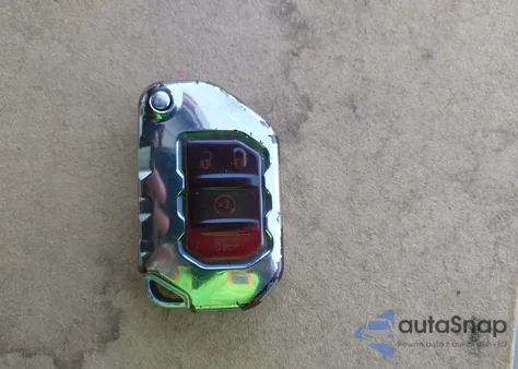 2020 Jeep Wrangler Unlimited Sahara z USA, uszkodzony, nr VIN 1C4HJXEN2LW109428